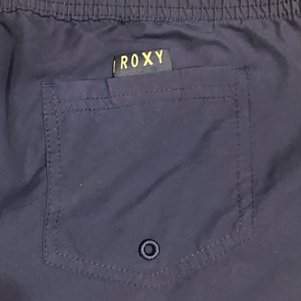 Roxy Shorts Womens Size L Blue Back Pocket Logo - Picture 5 of 5